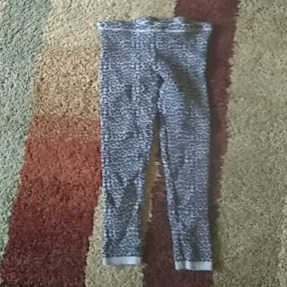 SO leggings